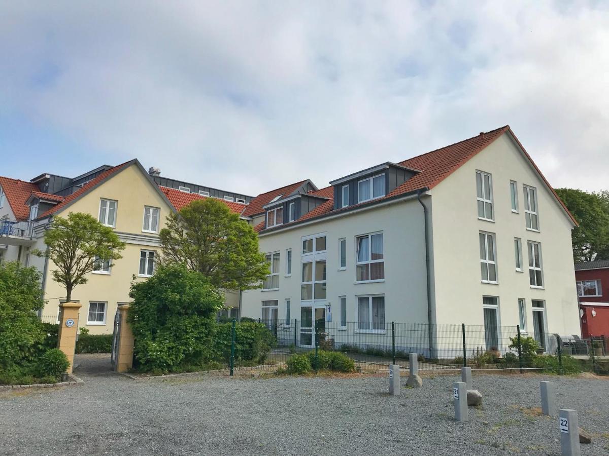Hafenresidenz - Ferienwohnung 37 Wiek auf Rügen Exterior foto