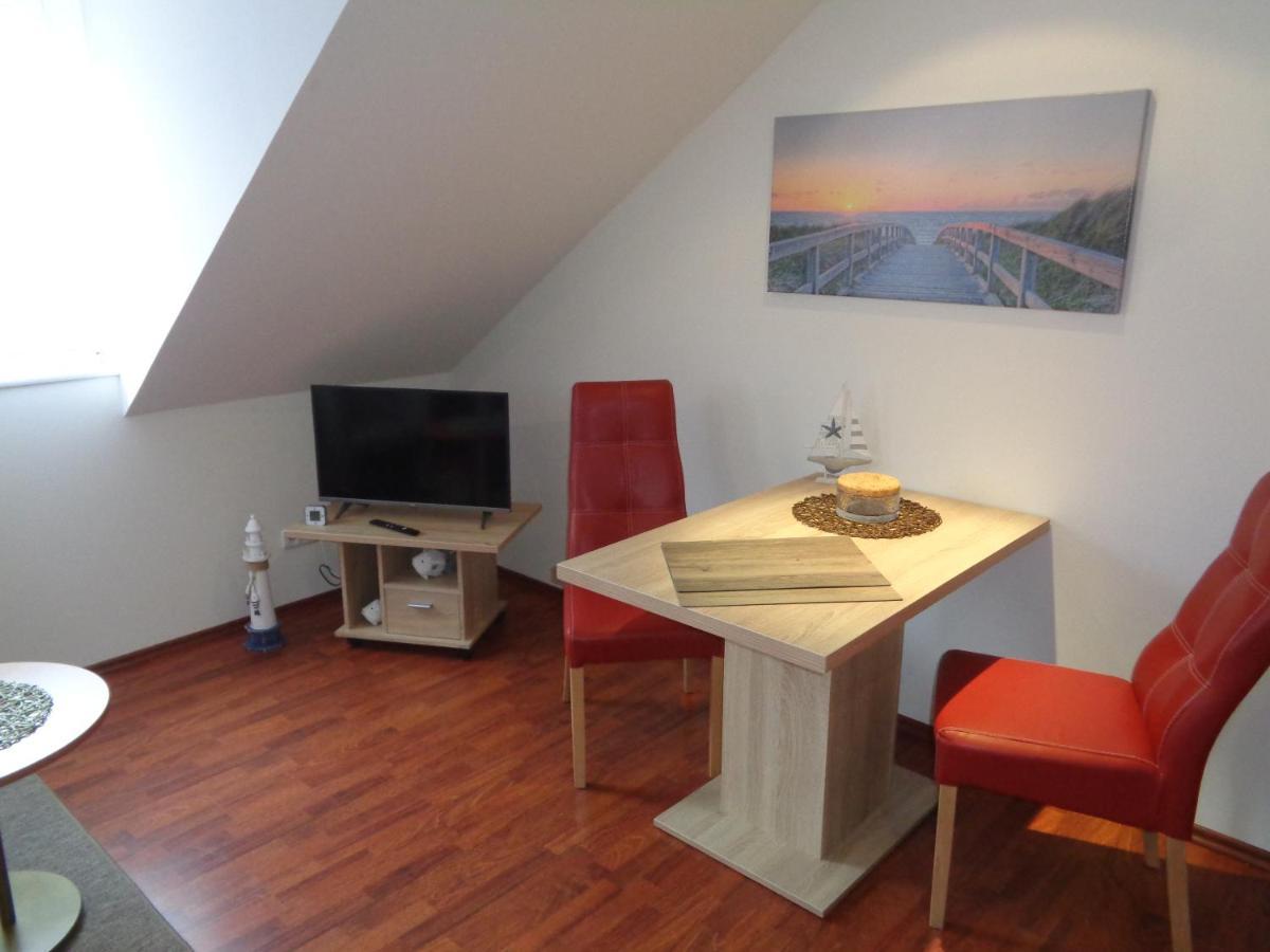 Hafenresidenz - Ferienwohnung 37 Wiek auf Rügen Exterior foto